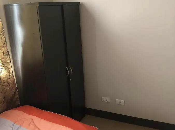 4q Tower D Manhanttan Heights Cubao Qc Apartment *