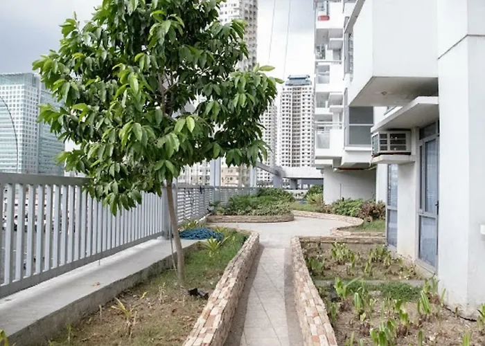 4q Tower D Manhanttan Heights Cubao Qc * Manila